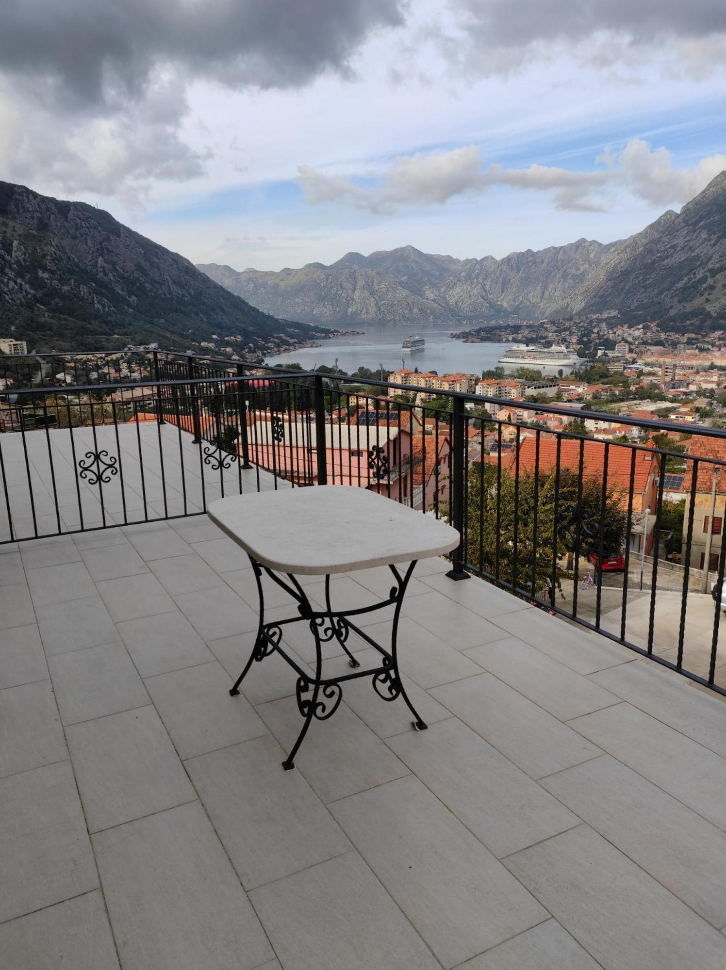 Apartments Marko Maros Kotor Oda fotoğraf